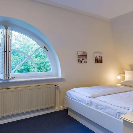 Haus Josias A - Rechts Dom wakacyjny *